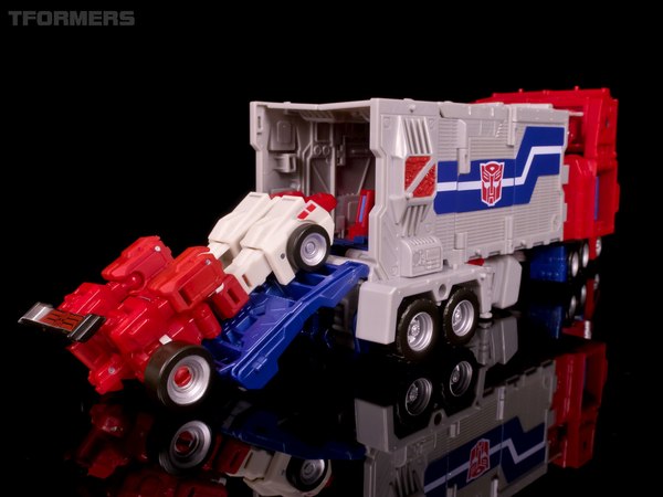 TFormers Gallery   Siege On Cybertron Magnus Prime 028 (28 of 108)